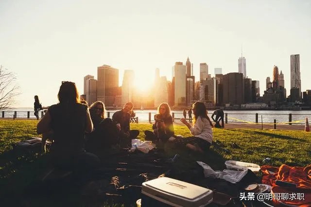 朋友家里的工作要不要去呢？在朋友家工作有什么需要注意的吗？