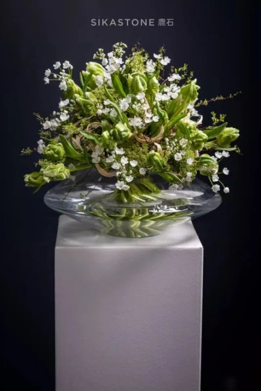 专业的花艺培训学校有么？我想学习一下插花