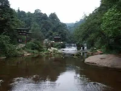 像四川话火炮的官话有什么?