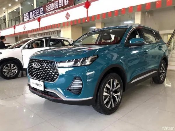 到店看车,多方位欣赏全新一代瑞虎7的身姿!