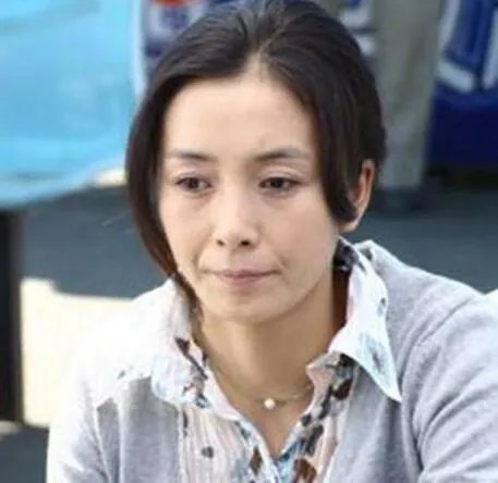 演员潘晓莉年龄多少 《爱就不转弯》剧中闺中密话爱情宝典