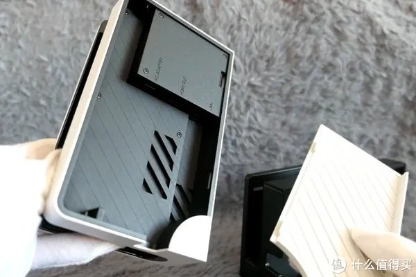 瞎摸瞎玩 篇二十八：来了来了，OLED来了——任天堂Switch OLED版本开箱与简单对比