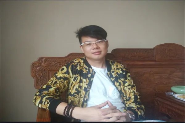 中国十大网络作家富豪：月关上榜，唐家三少第一