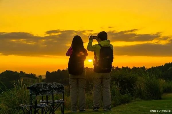 我一直很依赖别人，觉得自己配不上老公，该怎么成熟起来？