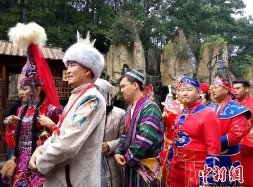 70对情侣双十一办婚礼 打破世界纪录这狗粮我服