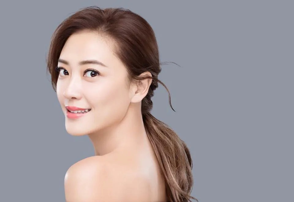 杨幂魏大勋被拍，谁还记得应采儿的预言？一说一个准，绝了！你知道吗？