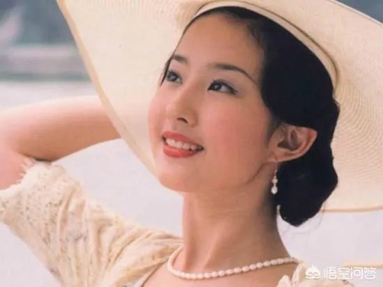 《金粉世家》重播，剧中的哪个角色让你至今难以忘怀？