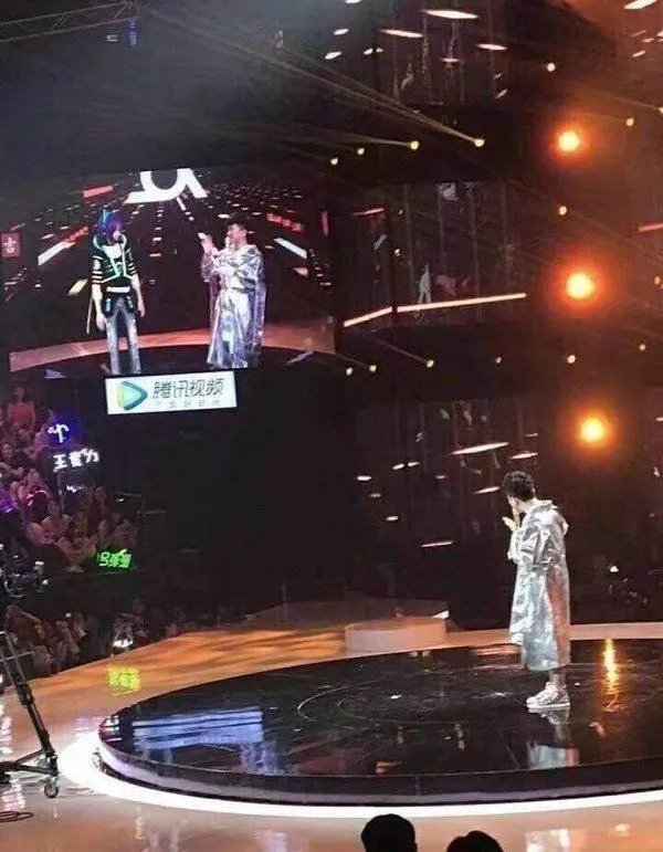 赫兹是谁是真人吗 二次元歌手赫兹HeZ个人