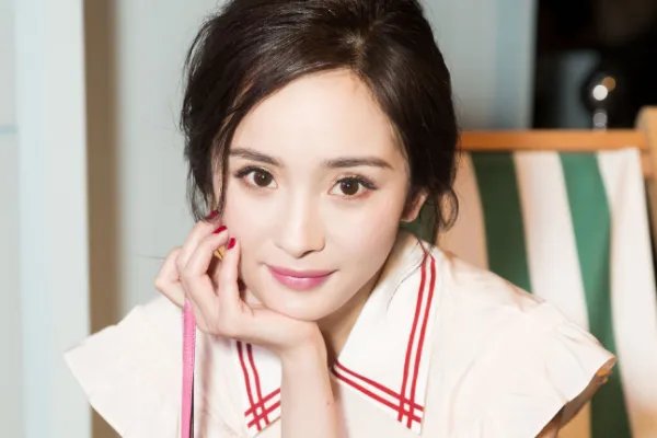 杨幂给人的感觉一直很强势，太要强的女人都不讨人喜欢吗？