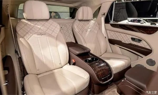 北京国际车展带你探秘豪华车场馆宾利馆