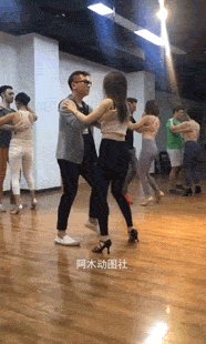 周四福利囧图云飞系列 一滴都没了求你让我放一天假