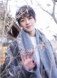 何洛洛生日是在农历几月几号？