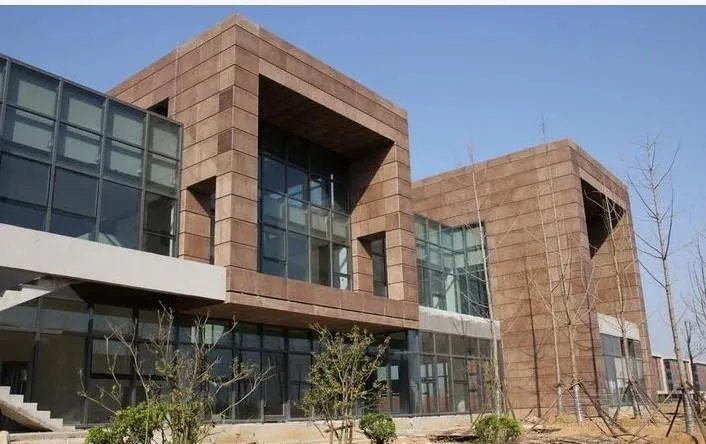 墙面有裂缝什么原因