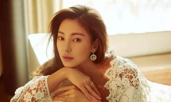 张雨绮称姐姐没有严格意义上的成团，你怎么看待她的发言？