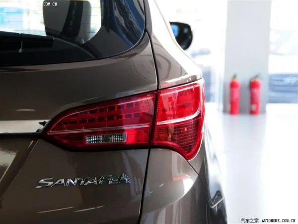 santafe是什么车价位