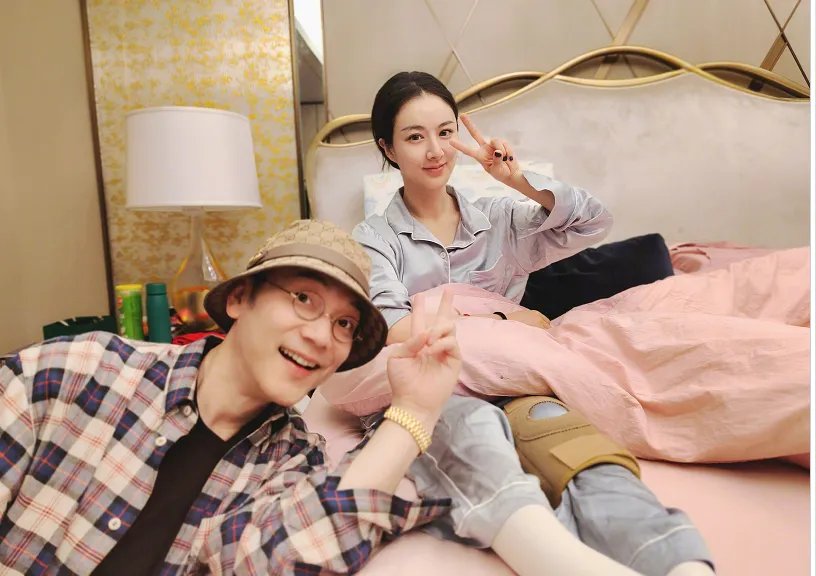 薇娅手术后卧床三天，这三天做了什么事情？