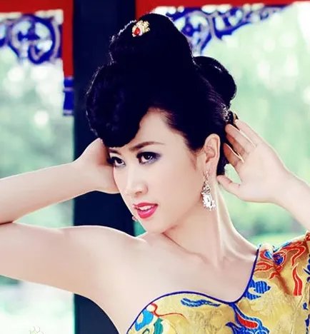 芙蓉姐姐整容照片 爆料她为何整容