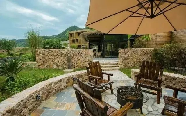 【莫干山民宿游学】探秘裸心堡等8大网红民宿的经营之道，学习7位行业大咖的民宿“真经”