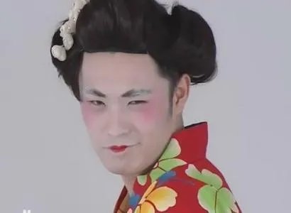 丁俊晖网吧玩游戏上热搜，娱乐圈有哪些喜欢“泡网吧”的艺人？