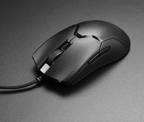 Razer Viper毒蝰游戏鼠标拆解评测