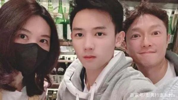 《哑巴新娘》2位主角今昔对比，容颜难变，事业差别为何这么大？