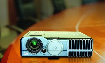 投影机灯泡原装和不原装有什么区别